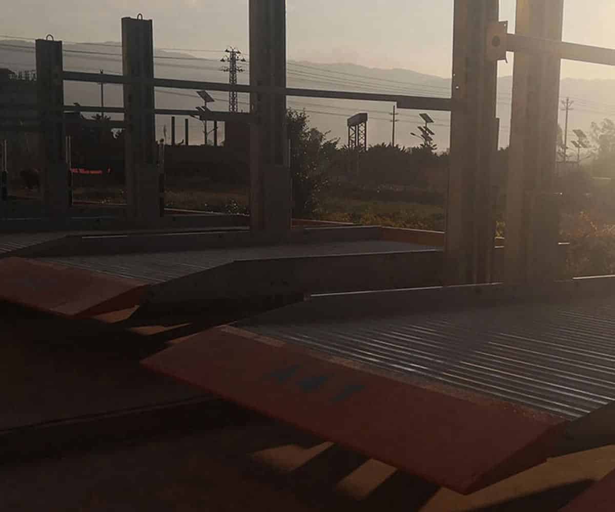 云巖立體車庫系統中地感的作用