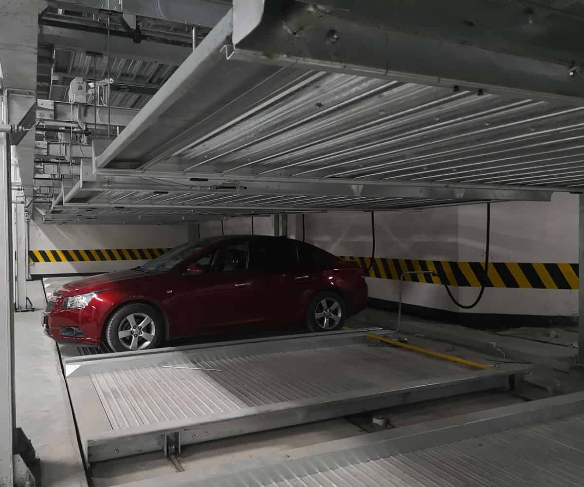 獨山負一正四地坑式五層升降橫移式機械車庫